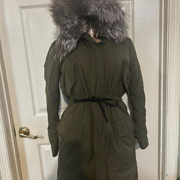 Moncler Aredhel Fur-Trimmed Down Jacket Coat size 1 - Picture 4 of 16